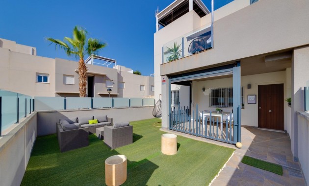 Herverkoop - Bungalow -
Torrevieja - Aguas Nuevas