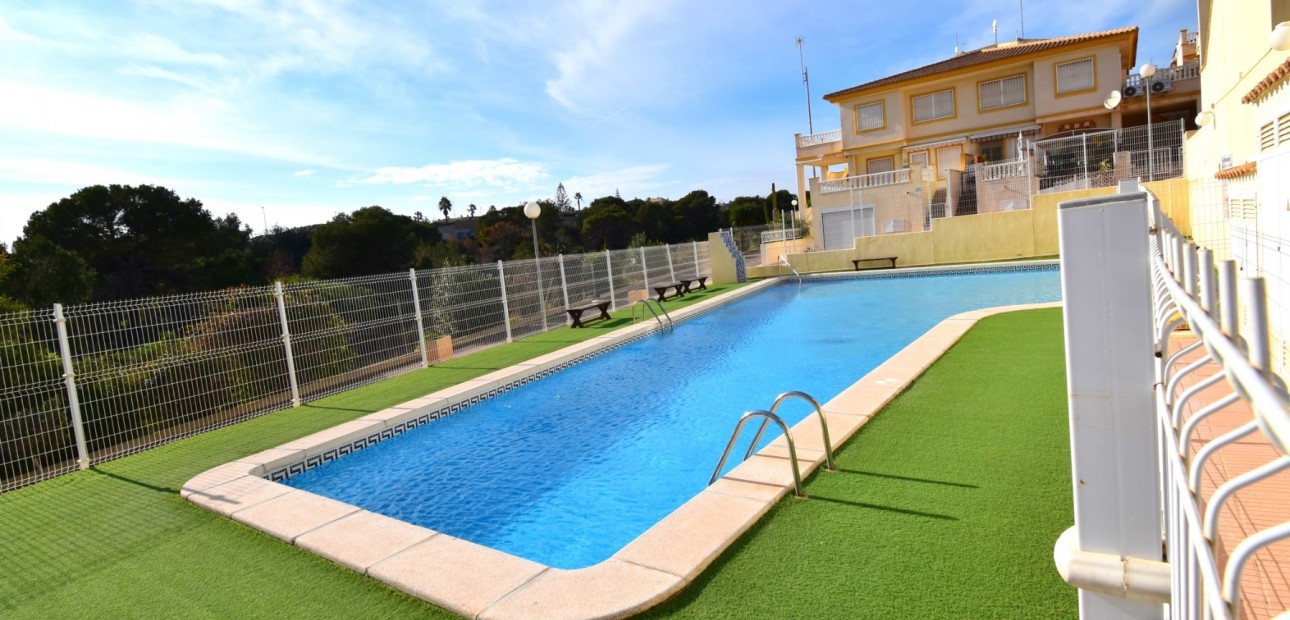 Venta - Apartamento / piso -
Orihuela Costa - Playa Flamenca