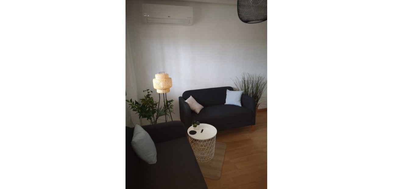 Venta - Apartamento / piso -
Torrevieja - La Mata