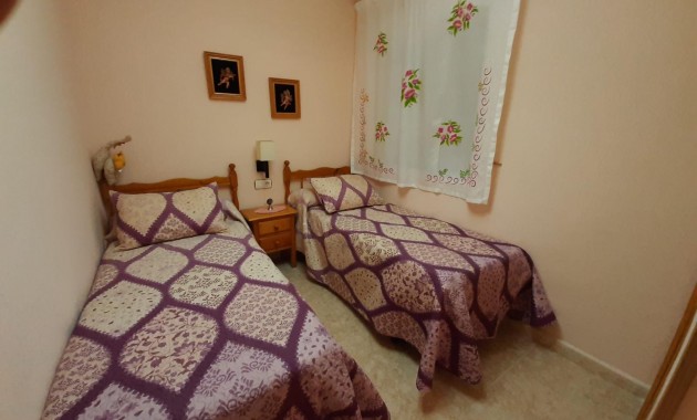 Venta - Apartamento / piso -
Torrevieja - Playa de los locos