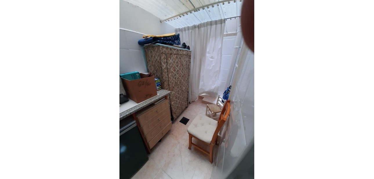 Venta - Apartamento / piso -
Torrevieja - Playa de los locos