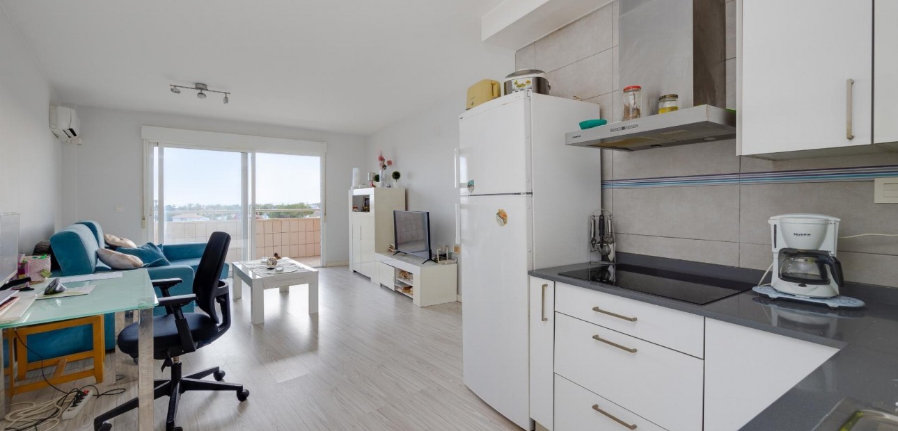 Sale - Apartment / flat -
Torrevieja - Parque las naciones