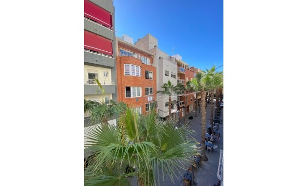 Herverkoop - Appartement / flat -
Torrevieja - torrevieja