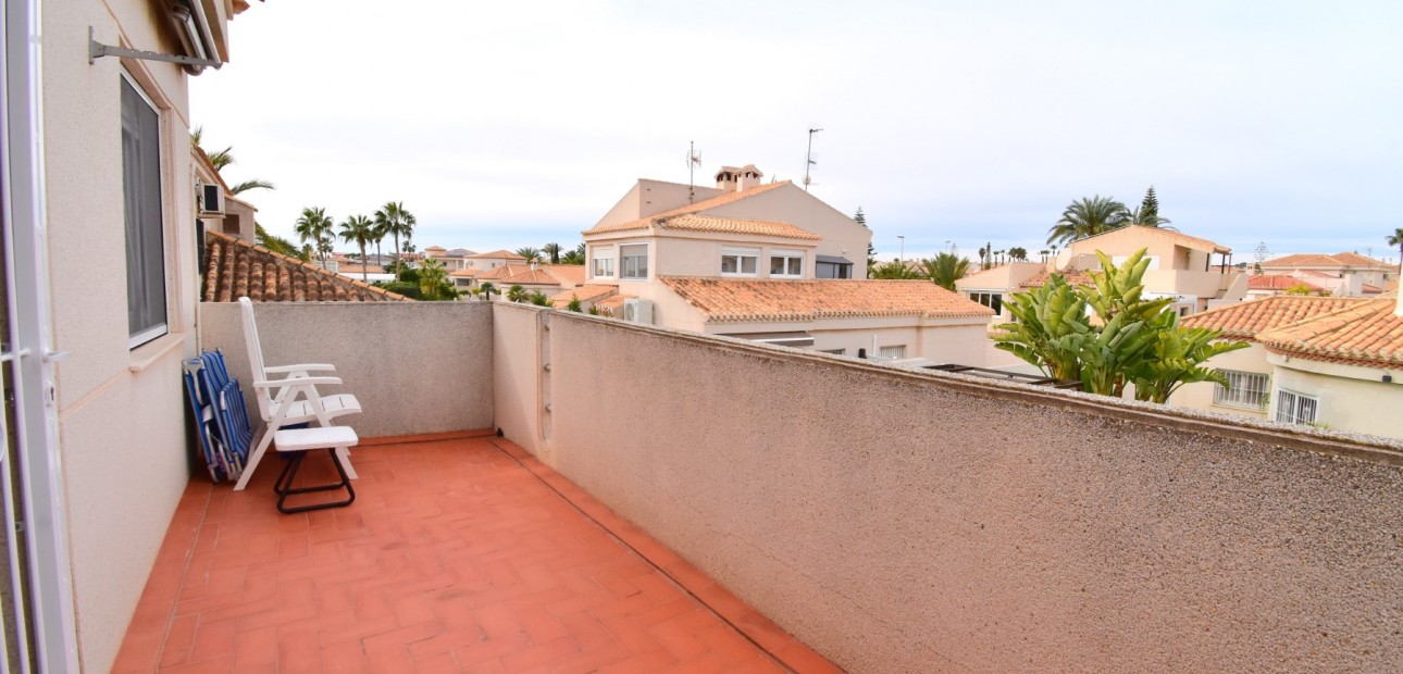 Venta - Semi Detached Villa -
Orihuela Costa - Playa Flamenca