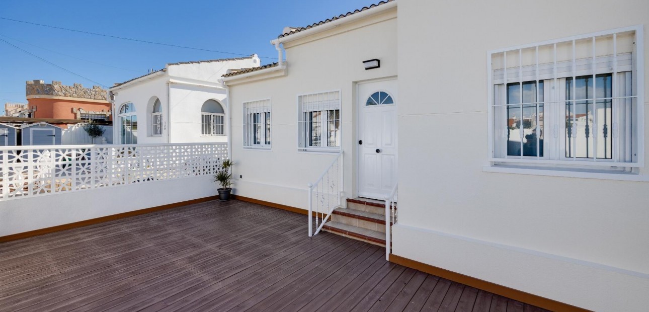 Venta - Villa -
Torrevieja - San luis