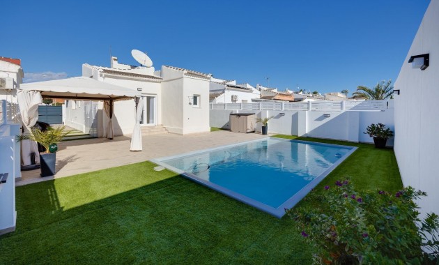 Venta - Villa -
Torrevieja - San luis