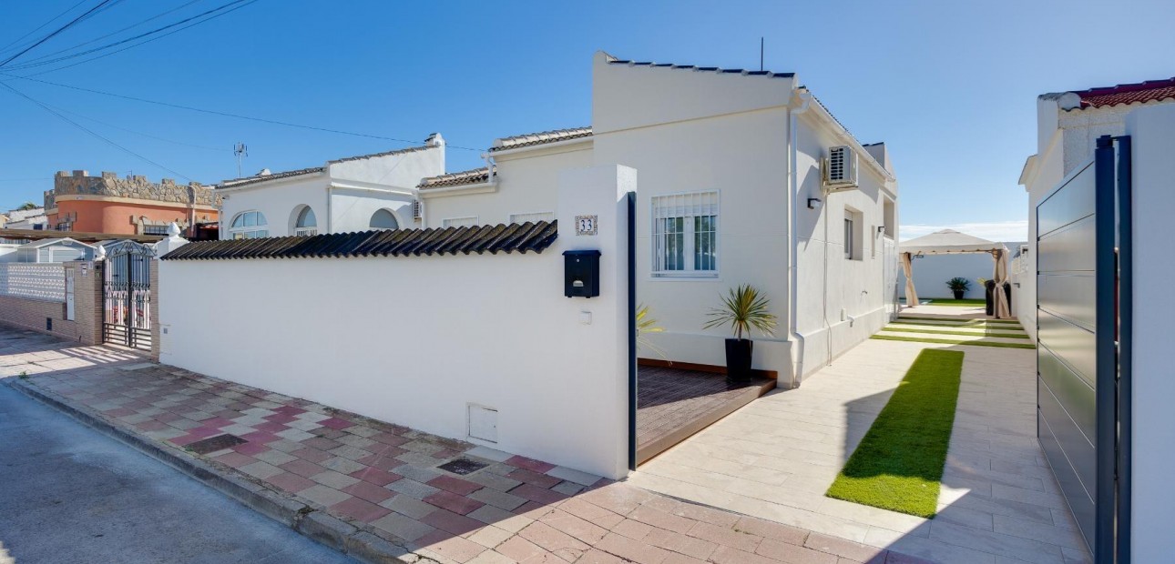 Venta - Villa -
Torrevieja - San luis