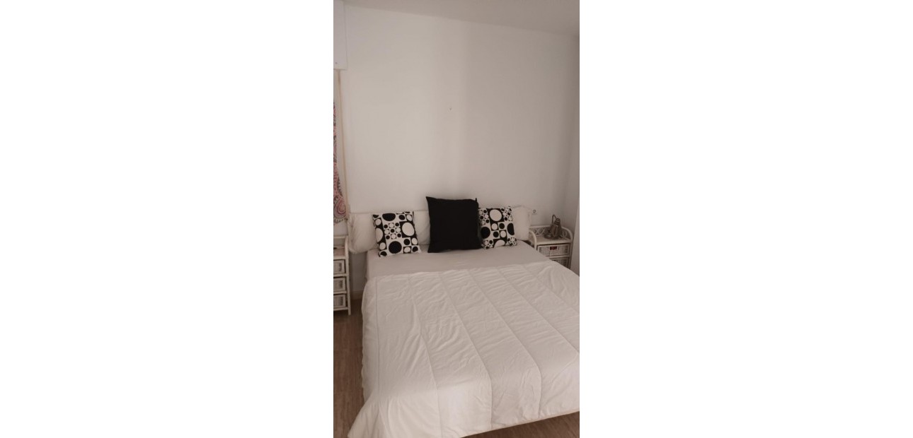 Venta - Apartamento / piso -
Orihuela Costa - Campoamor