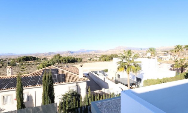 Herverkoop - Terraced house -
Busot - Urbanizacion valle dorado