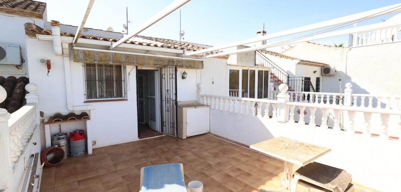 Venta - Terraced house -
San Miguel de Salinas - Villamartín