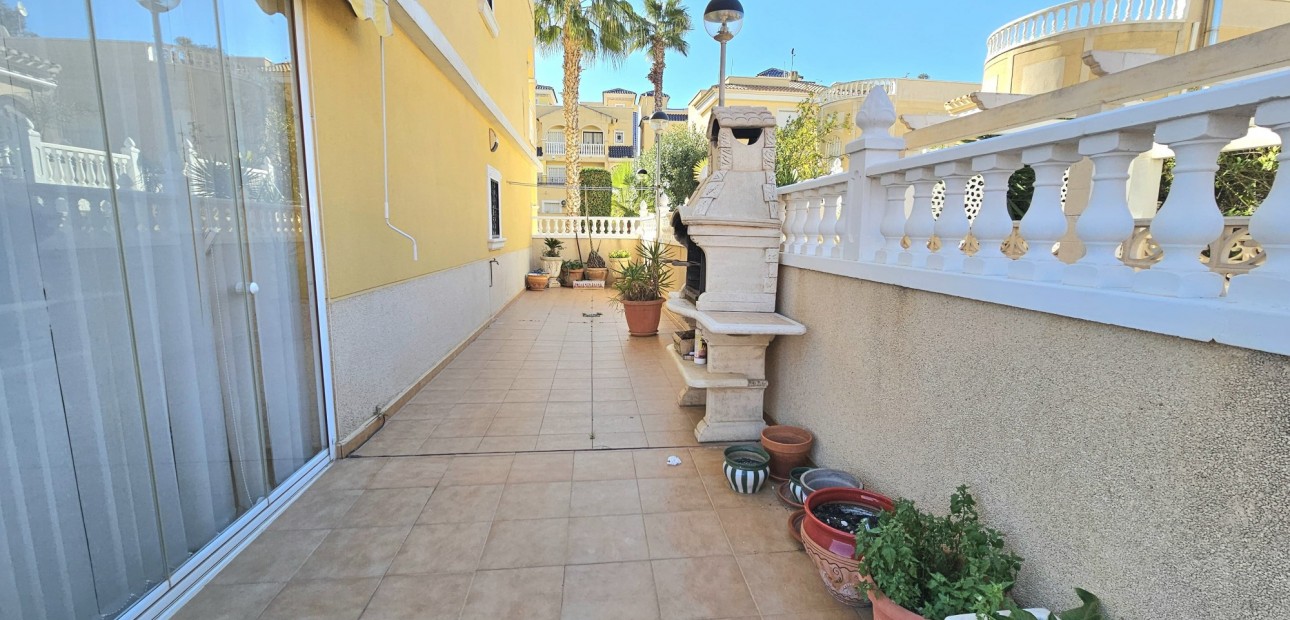 Venta - Apartamento / piso -
Orihuela Costa - Las Filipinas