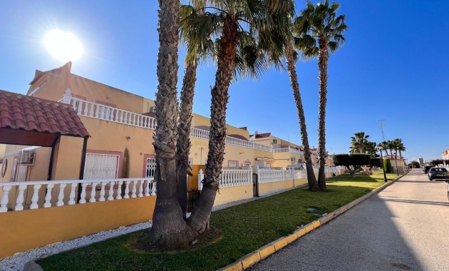 Venta - Apartment / flat (1) -
Orihuela Costa