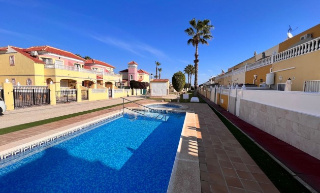 Venta - Apartment / flat (1) -
Orihuela Costa