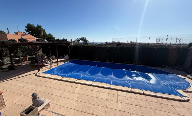 Venta - Country House -
Crevillent - Comunidad valenciana