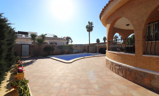 Venta - Detached Villa -
Benijofar - Monte Azul