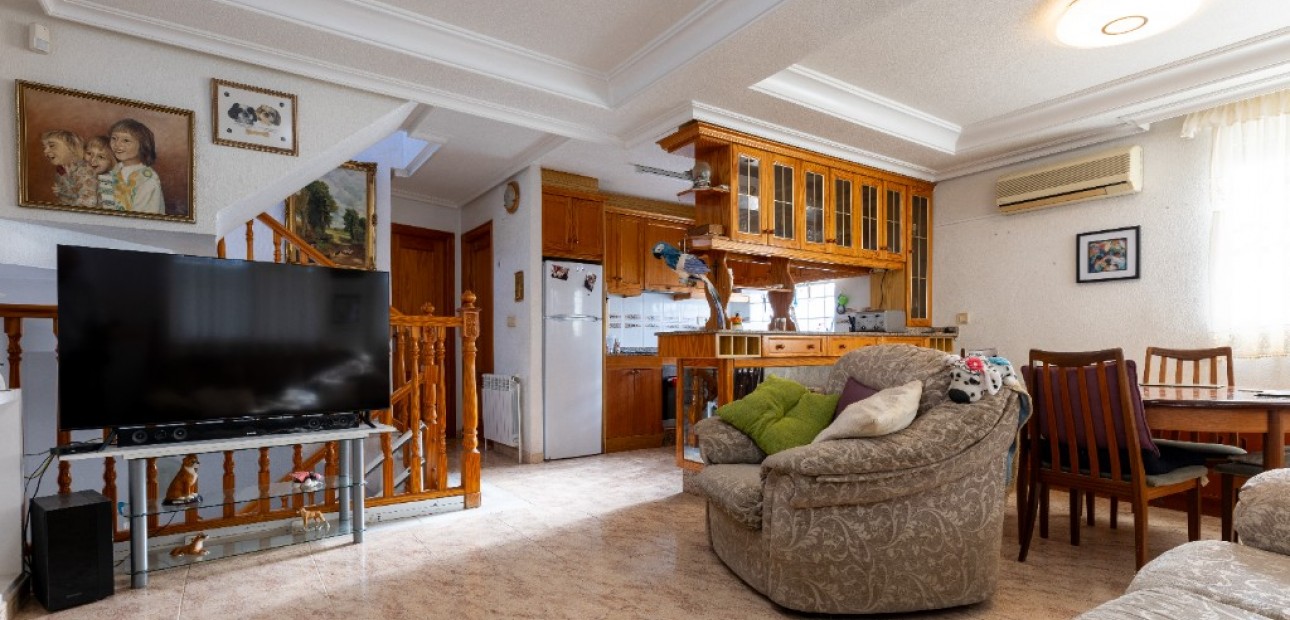 Herverkoop - Villa -
Los Altos