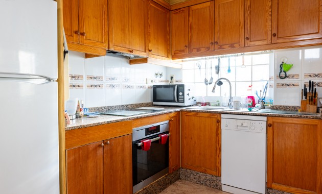 Herverkoop - Villa -
Los Altos