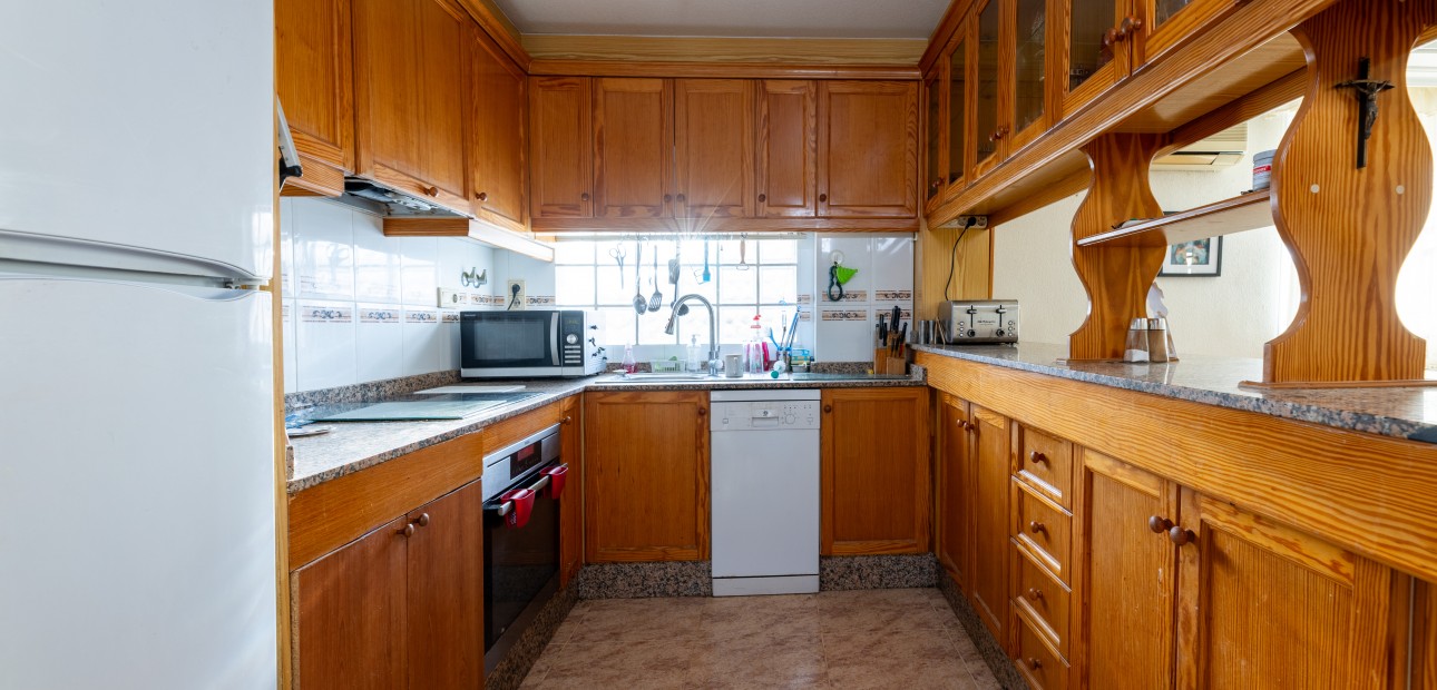 Herverkoop - Villa -
Los Altos