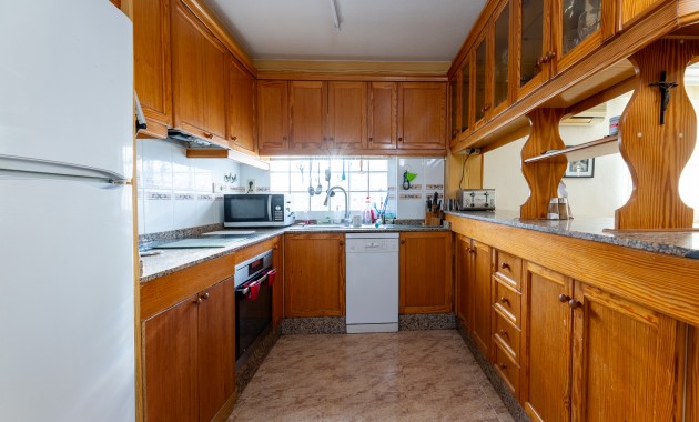 Herverkoop - Villa -
Los Altos