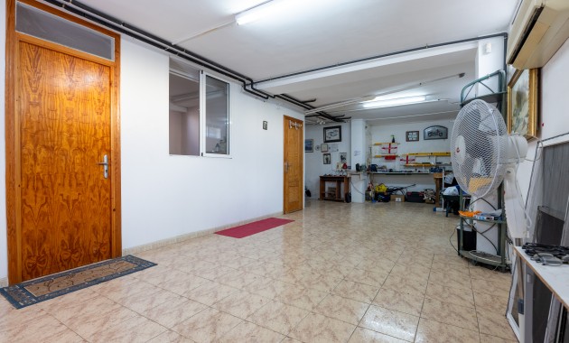 Herverkoop - Villa -
Los Altos