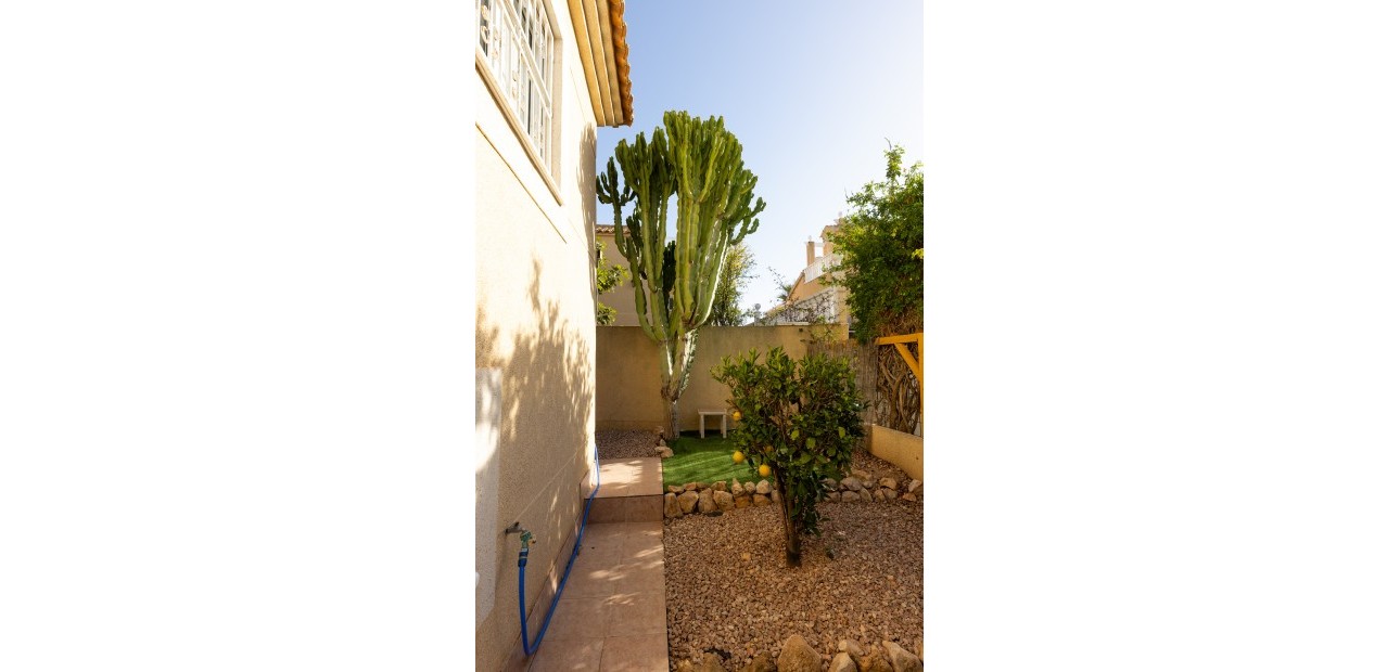 Herverkoop - Villa -
Los Altos