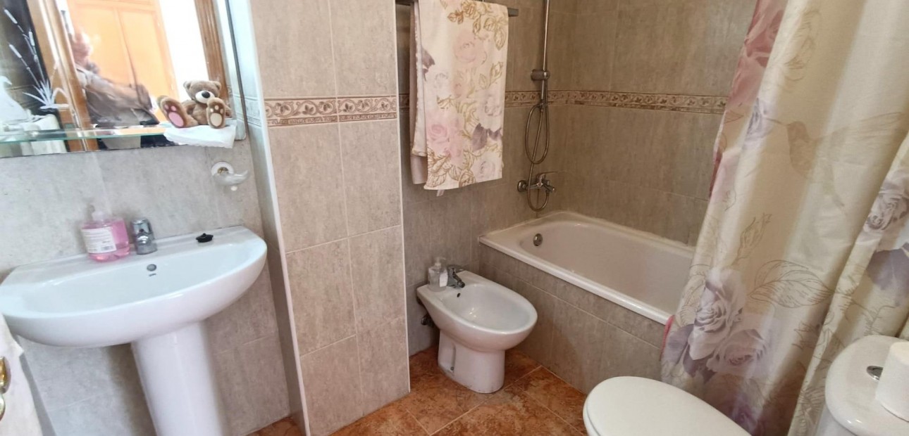 Venta - Apartamento / piso -
Torrevieja - torrevieja