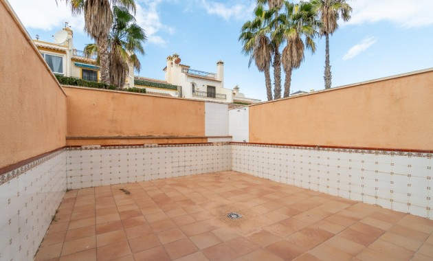 Venta - Terraced house -
Orihuela Costa - Los Dolses