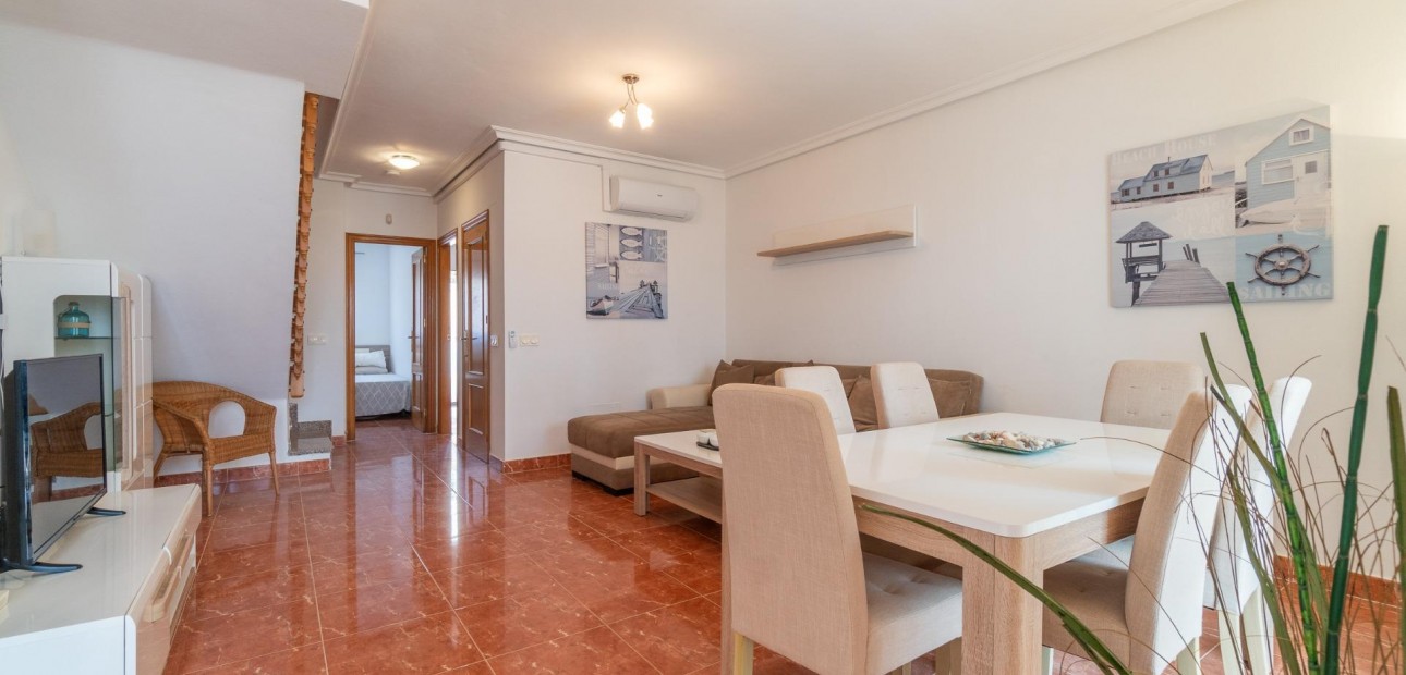 Venta - Terraced house -
Orihuela Costa - Los Dolses