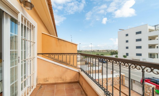 Venta - Terraced house -
Orihuela Costa - Los Dolses