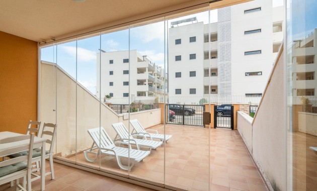 Venta - Terraced house -
Orihuela Costa - Los Dolses