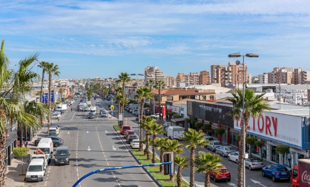 Venta - Apartamento / piso -
Torrevieja - Torrevieja - Centre