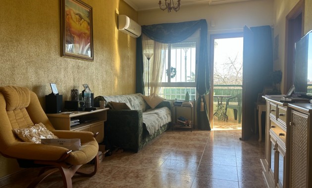 Venta - Apartamento / piso -
Jacarilla