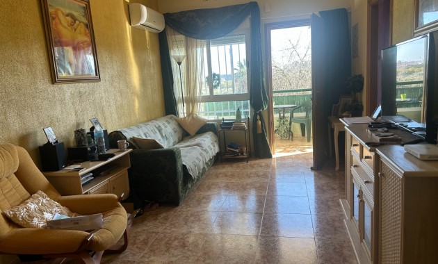 Venta - Apartamento / piso -
Jacarilla