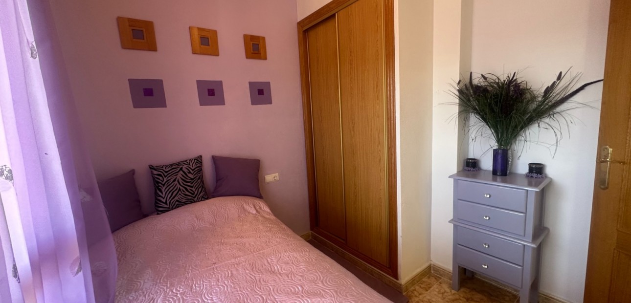 Venta - Apartamento / piso -
Jacarilla