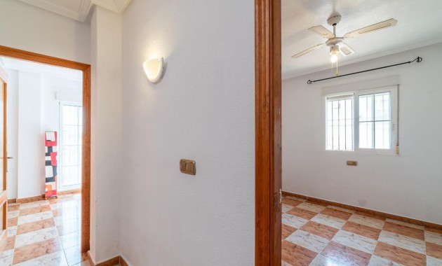 Venta - Terraced house -
Orihuela Costa - Los Dolses