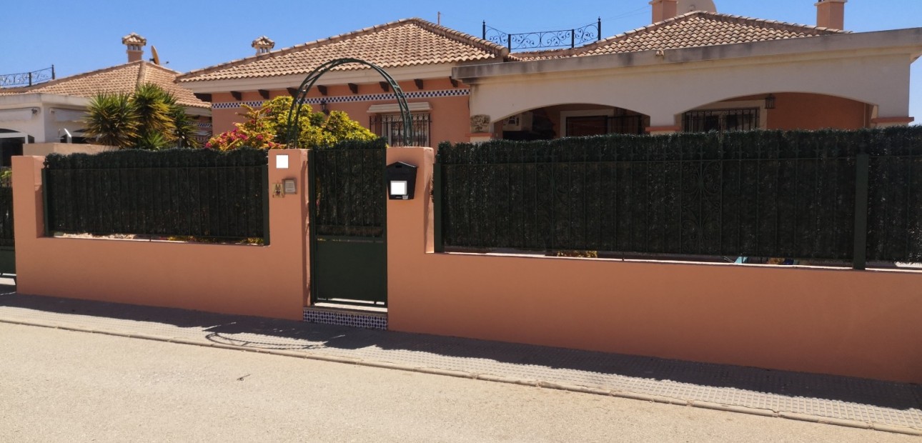 Venta - Detached Villa -
Los Montesinos - Los Montesinos - Urb. La Herrada