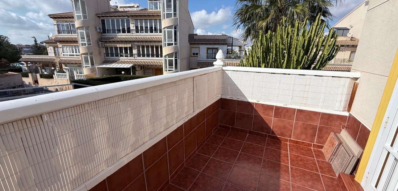 Venta - Villa -
Orihuela Costa - Punta Prima