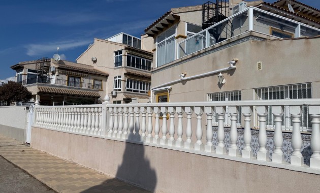 Venta - Villa -
Orihuela Costa - Punta Prima