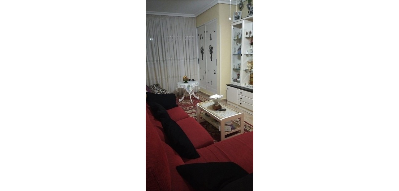 Sale - Apartment / flat -
Torrevieja - torrevieja