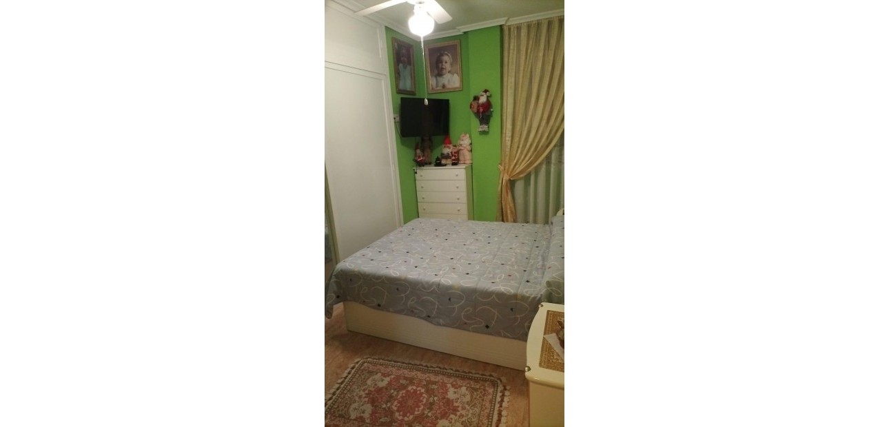 Sale - Apartment / flat -
Torrevieja - torrevieja