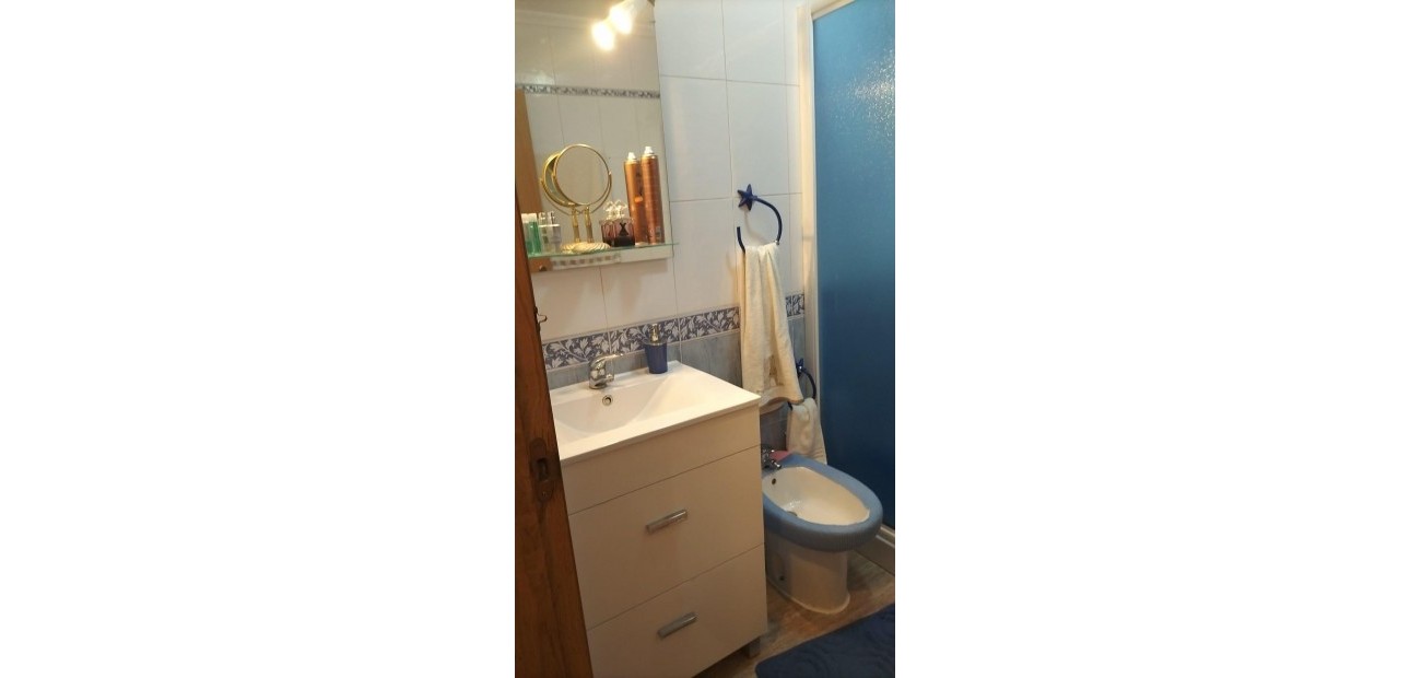 Sale - Apartment / flat -
Torrevieja - torrevieja