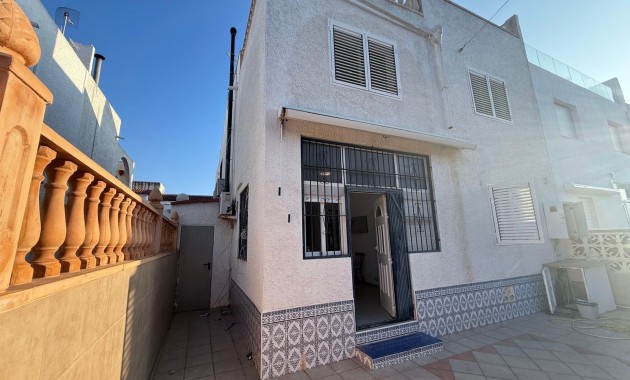 Venta - Villa -
Torrevieja - Centro