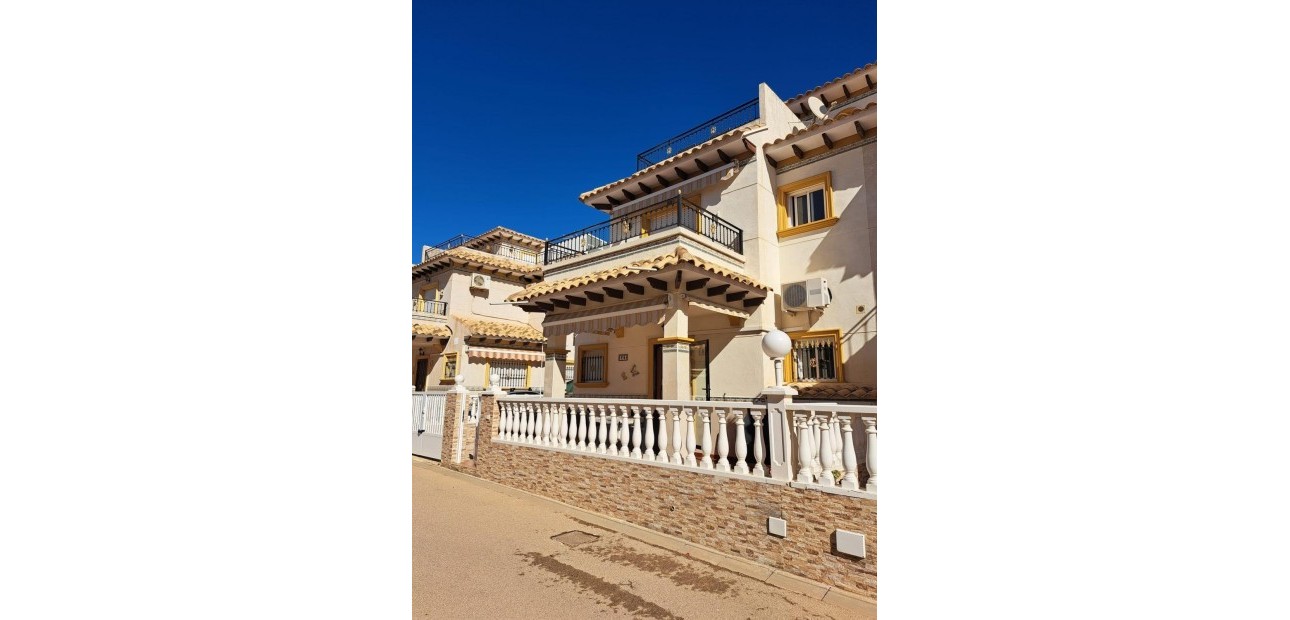 Venta - Villa -
Orihuela Costa - Playa Flamenca