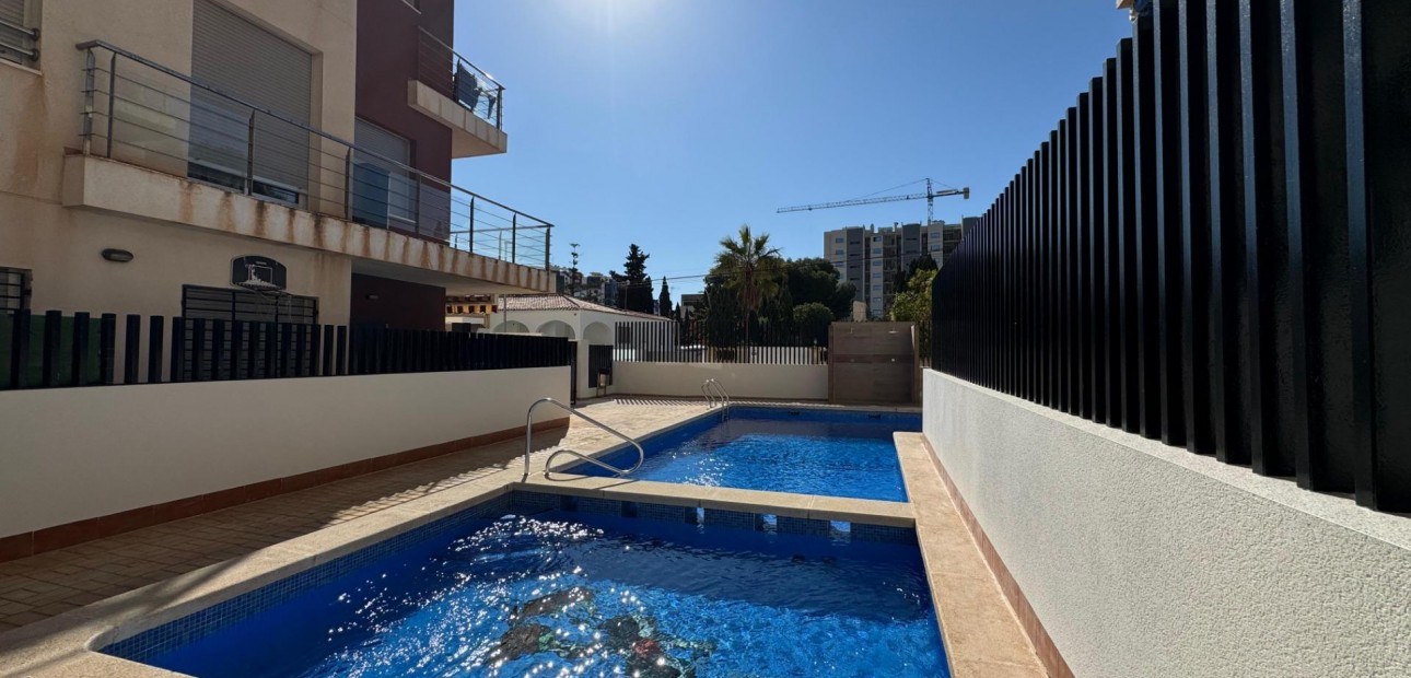 Venta - Apartamento / piso -
Torrevieja - Punta prima