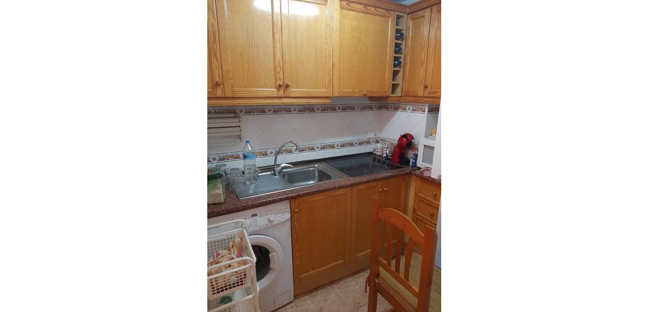 Venta - Apartamento / piso -
Torrevieja - Estacion de autobuses