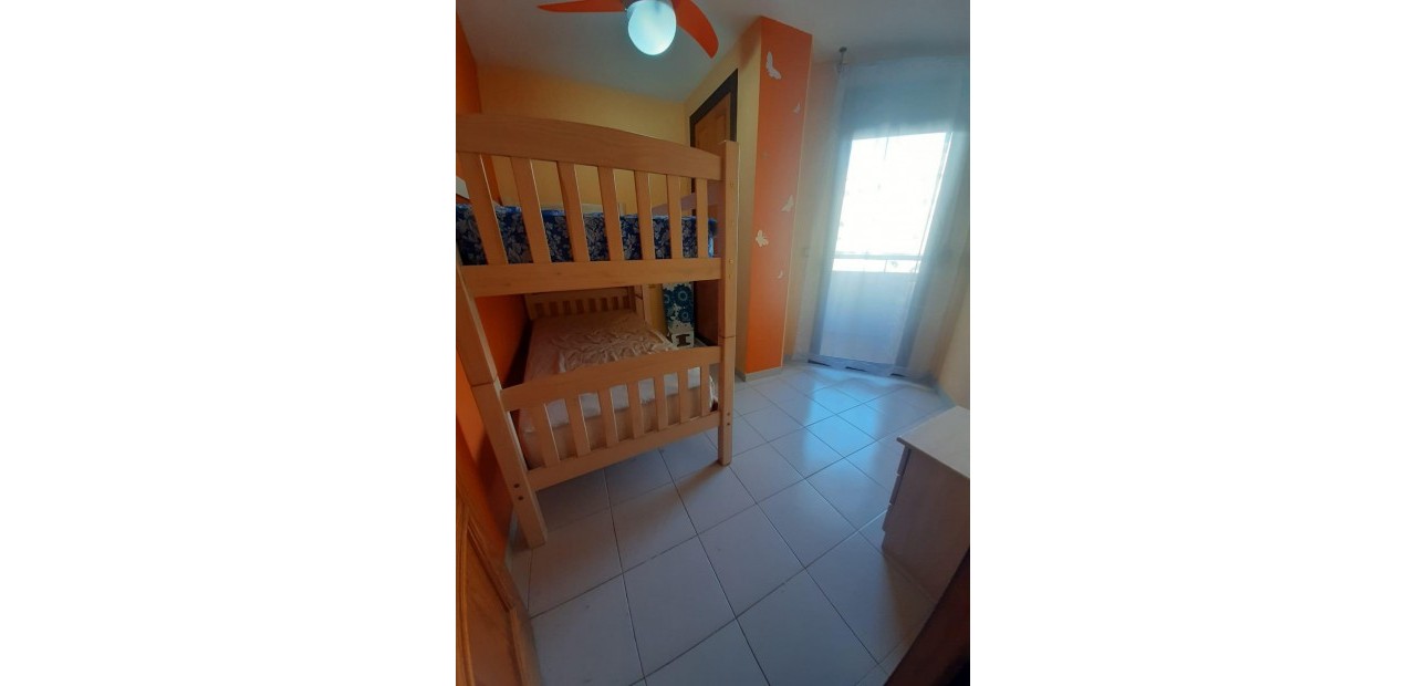 Venta - Apartamento / piso -
Torrevieja - Centro