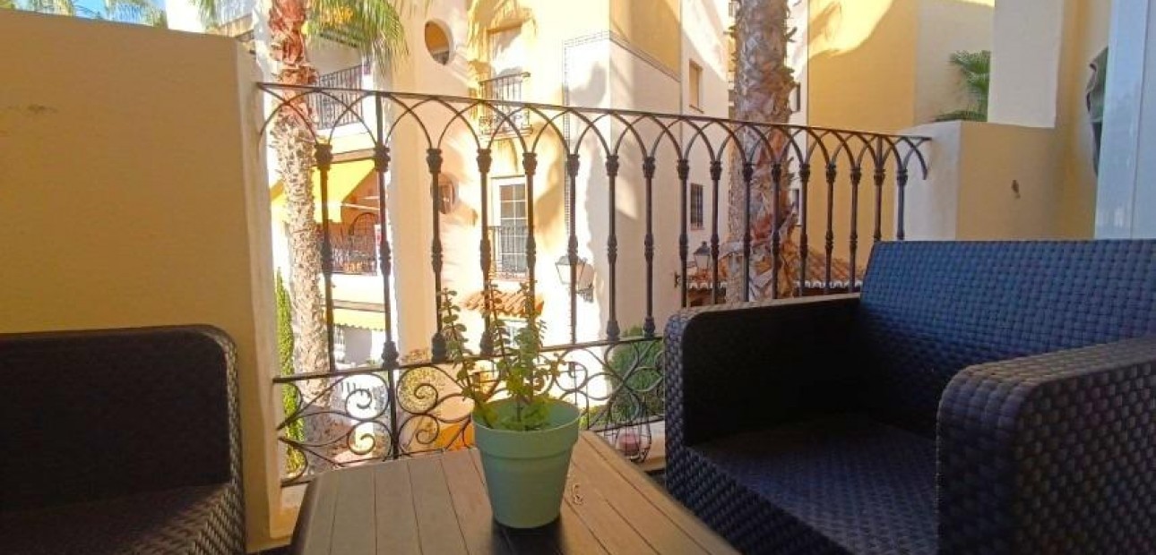 Venta - Apartamento / piso -
Torrevieja - Los Frutales