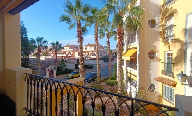 Venta - Apartamento / piso -
Torrevieja - Los Frutales