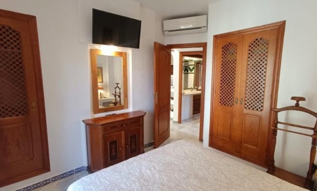 Venta - Apartamento / piso -
Torrevieja - Los Frutales