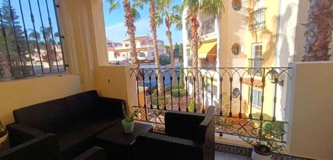 Venta - Apartamento / piso -
Torrevieja - Los Frutales